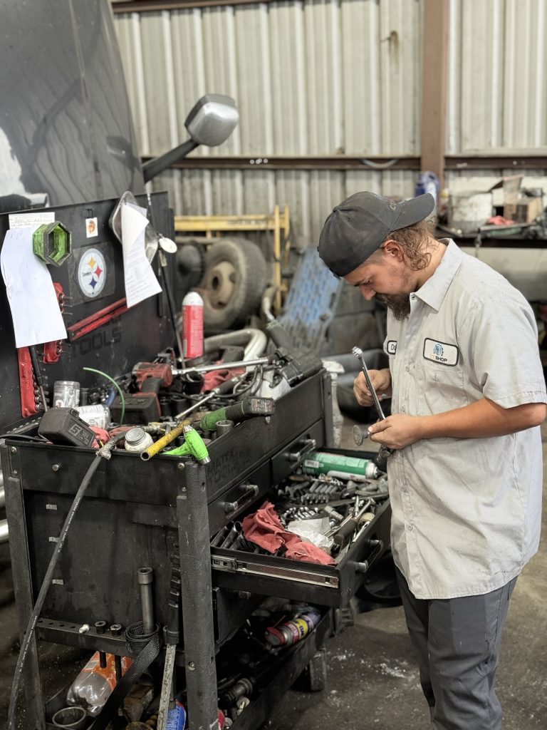 semi-repair-services-phoenix